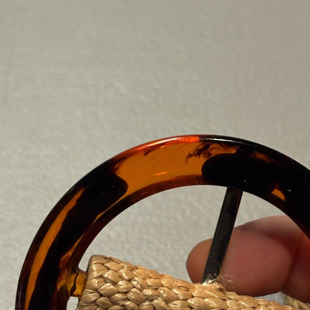 Beige Woven Straw Belt with Tortoiseshell Buckle - Picture 3 of 9